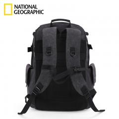 国家地理National Geographic男女15.6英寸笔记双肩包本电脑包酷帅书包大容量防泼水背包 黑色